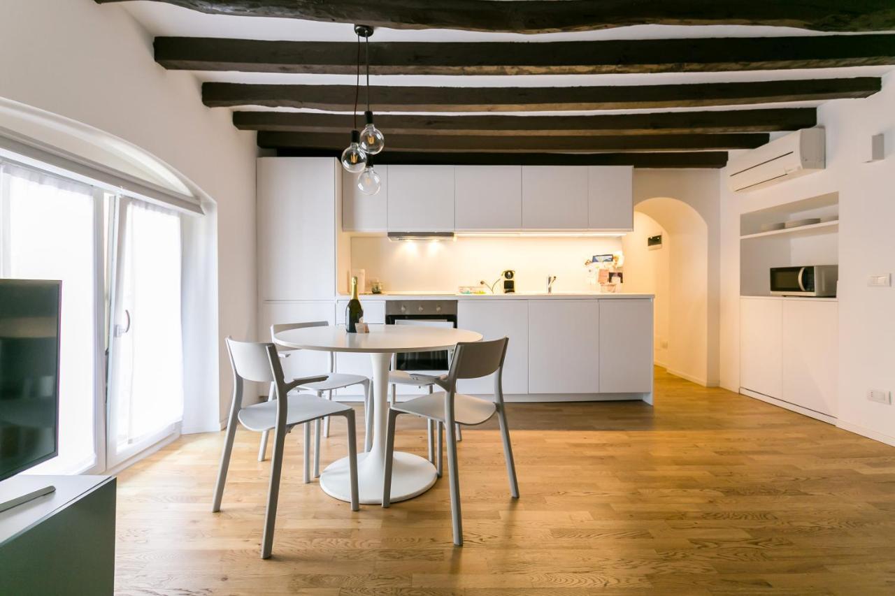 Mortara Navigli Apartments Milan Luaran gambar